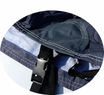 Autohoes met binnenvoering gevoerde autohoes